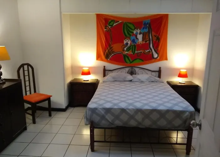 Privado Apartamento, Comodo Y Excelente Ubicacion.